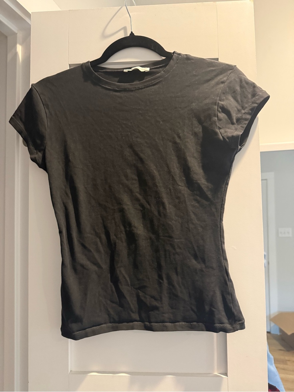 Zara Black Short-Sleeve Crewneck Tee